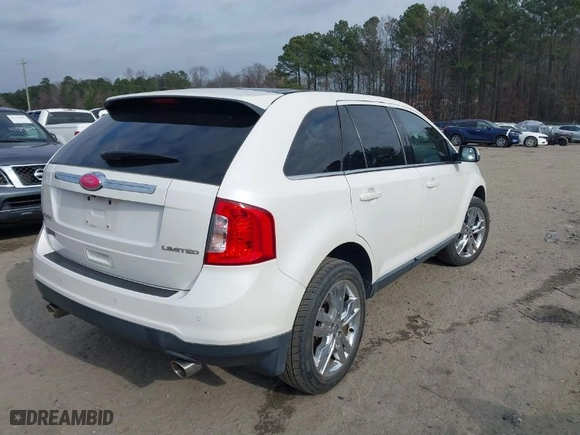 2013 Ford Edge Limited with VIN 2FMDK3KCXDBE23155, listed as a IAAI auction lot 41071952 with 118,670 mi miles. Bid and sale history available at carsss.com. Image 4.