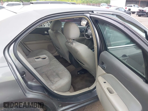 2012 Ford Fusion SE with VIN 3FAHP0HA1CR312687, listed as a IAAI auction lot 42342538 with 216,914 mi miles and . Bid and sale history available at DreamBid. Image 8.