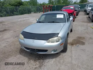 2002 Mazda MX-5 Miata Cloth with VIN JM1NB353420219700, listed as a IAAI auction lot 42510532 with 168,498 mi miles and . Bid and sale history available at DreamBid. Image 6.