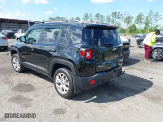 2017 Jeep Renegade Latitude with VIN ZACCJBBB4HPE90100, listed as a IAAI auction lot 41998252 with 84,443 mi miles. Bid and sale history available at carsss.com. Image 3.