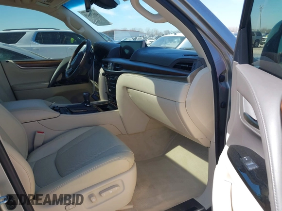 2018 Lexus LX 570 z VIN JTJHY7AX7J4255445, wystawiony jako IAAI lot #41631248 z przebiegiem 86 179 mil mil oraz . Historia ofert i sprzedaży dostępna na DreamBid. Obrazek 5.