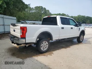 2017 Ford F-250 Lariat z VIN 1FT7W2B67HED27620, wystawiony jako Copart lot #59716645 z przebiegiem 91 132 mil mil oraz Czysty tytuł • Clean title. Historia ofert i sprzedaży dostępna na DreamBid. Obrazek 3.