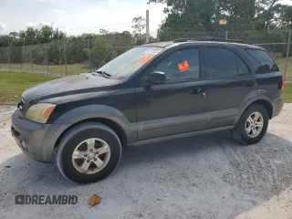 2006 Kia Sorento LX with VIN KNDJD733765593679, listed as a Copart auction lot 57718745 with 100,000 mi miles and Clean title. Bid and sale history available at DreamBid. Image 1.