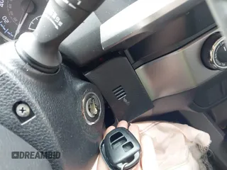 2019 Toyota Tacoma SR z VIN 3TMCZ5AN7KM280607, wystawiony jako IAAI lot #41692718 z przebiegiem 46 084 mil mil oraz . Historia ofert i sprzedaży dostępna na DreamBid. Obrazek 11.