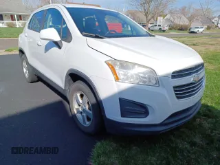 2016 Chevrolet Trax LS z VIN 3GNCJNSB5GL260470, wystawiony jako Copart lot #51759025 z przebiegiem 122 877 mil mil oraz Tytuł czysty. Historia ofert i sprzedaży dostępna na DreamBid. Obrazek 1.