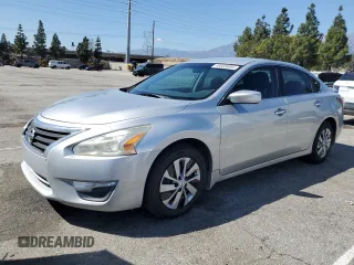 2015 Nissan Altima S with VIN 1N4AL3AP5FC578777, listed as a Copart auction lot 49555695 with 143,702 mi miles and Clean Title. Bid and sale history available at DreamBid. Image 1.