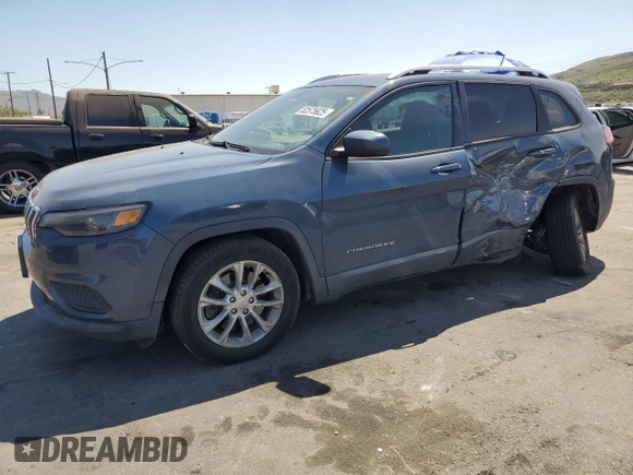 2020 Jeep Cherokee Latitude с VIN 1C4PJLCB0LD619317, выставлен на аукционе Copart как лот 52575625 с пробегом 84 753 миль миль и Списание • Salvage title. История ставок и продаж доступна на DreamBid. Изображение 1.