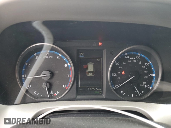 2018 Toyota RAV4 XLE with VIN 2T3WFREV6JW515146, listed as a Copart auction lot 43525825 with 73,257 mi miles and Salvage Title. Bid and sale history available at carsss.com. Image 9.