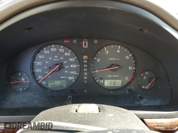 2001 Subaru Legacy Outback L.L. Bean with VIN 4S3BH806017637466, listed as a Copart auction lot 47172235 with 205,366 mi miles and Salvage title. Bid and sale history available at DreamBid. Image 9.