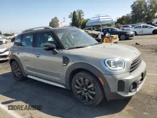 2021 MINI Countryman Oxford Edition with VIN WMZ23BR07M3M79228, listed as a Copart auction lot 72582534 with 38,678 mi miles and Salvage Title. Bid and sale history available at carsss.com. Image 4.