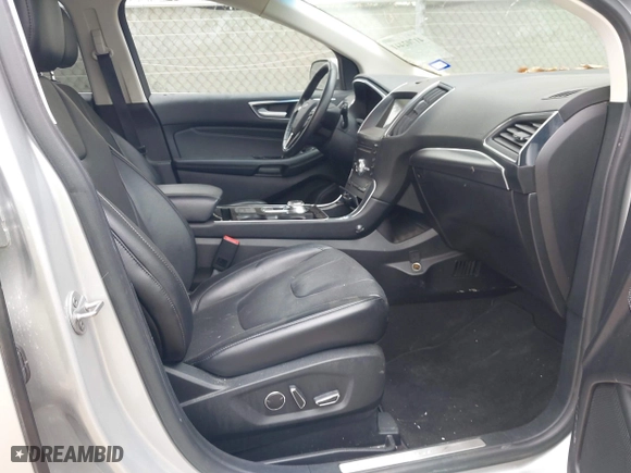 2019 Ford Edge Titanium with VIN 2FMPK3K90KBB55330, listed as a IAAI auction lot 41702441 with 94,689 mi miles. Bid and sale history available at carsss.com. Image 5.