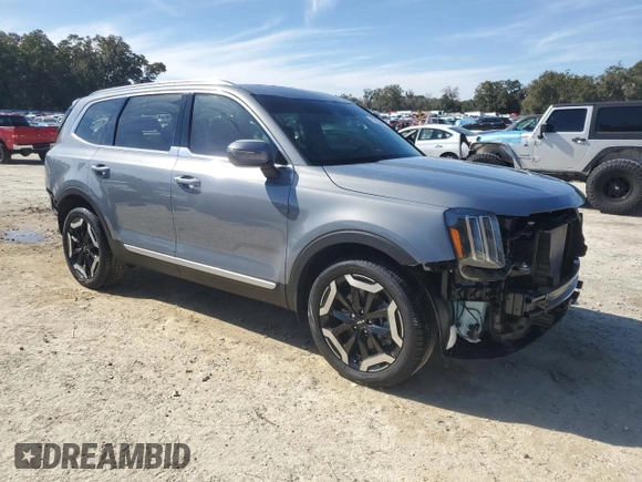 2024 Kia Telluride EX with VIN 5XYP34GC9RG454039, listed as a Copart auction lot 42808695 with 10,272 mi miles and Salvage title. Bid and sale history available at DreamBid. Image 4.