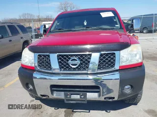 2007 Nissan Titan LE with VIN 1N6BA07B37N234320, listed as a IAAI auction lot 41912632 with 186,035 mi miles. Bid and sale history available at carsss.com. Image 12.