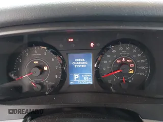 2017 Toyota Sienna LE Auto Access Seat с VIN 5TDKZ3DC4HS828226, выставлен на аукционе IAAI как лот 42283563 с пробегом 19 725 миль миль и . История ставок и продаж доступна на DreamBid. Изображение 7.