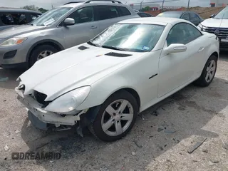 2008 Mercedes-Benz SLK 280 z VIN WDBWK54F18F174473, wystawiony jako IAAI lot #42123501 z przebiegiem 102 143 mil mil oraz . Historia ofert i sprzedaży dostępna na DreamBid. Obrazek 2.