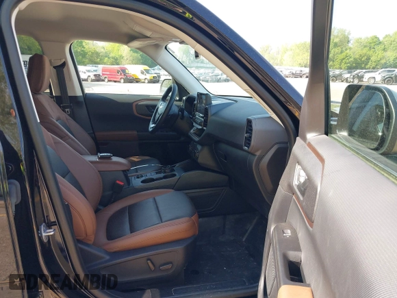 2022 Ford Bronco Sport Badlands z VIN 3FMCR9D95NRD81024, wystawiony jako IAAI lot #42255256 z przebiegiem 15 234 mil mil oraz . Historia ofert i sprzedaży dostępna na DreamBid. Obrazek 5.