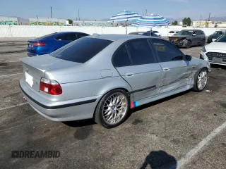 2000 BMW 5 Series 528iA with VIN WBADM6346YGU26119, listed as a Copart auction lot 73773084 with 177,616 mi miles and Salvage Title. Bid and sale history available at carsss.com. Image 3.