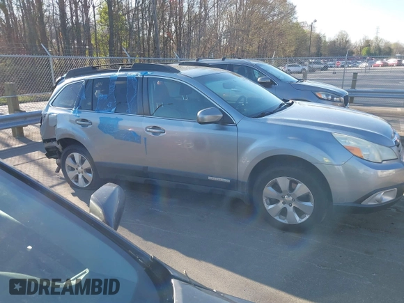 2011 Subaru Outback Limited Power Moon z VIN 4S4BRDLC0B2376227, wystawiony jako IAAI lot #41887647 z przebiegiem 144 510 mil mil oraz . Historia ofert i sprzedaży dostępna na DreamBid. Obrazek 12.