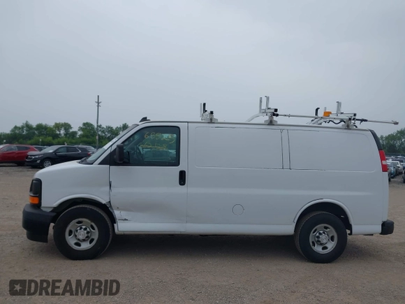 2017 Chevrolet Express Cargo z VIN 1GCWGAFF4H1241069, wystawiony jako IAAI lot #42465525 z przebiegiem 89 006 mil mil oraz . Historia ofert i sprzedaży dostępna na DreamBid. Obrazek 14.