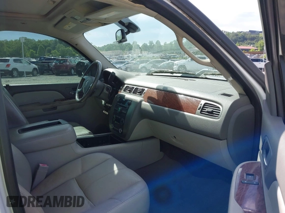 2007 GMC Sierra 1500 SLE1 с VIN 2GTEK13M271555096, выставлен на аукционе IAAI как лот 42321434 с пробегом 221 352 миль миль и . История ставок и продаж доступна на DreamBid. Изображение 5.
