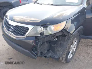 2013 Kia Sorento EX с VIN 5XYKU3A62DG348688, выставлен на аукционе IAAI как лот 42216843 с пробегом 231 471 миль миль и . История ставок и продаж доступна на DreamBid. Изображение 6.