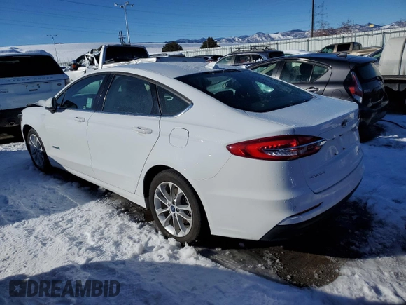2019 Ford Fusion Hybrid SE with VIN 3FA6P0LU2KR216395, listed as a Copart auction lot 73071552 with 21,922 mi miles. Bid and sale history available at carsss.com. Image 2.