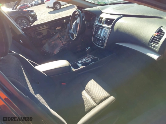 2018 Nissan Altima 2.5 SV with VIN 1N4AL3AP5JC265091, listed as a IAAI auction lot 41293465 with 102,343 mi miles. Bid and sale history available at carsss.com. Image 5.