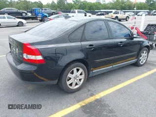 2007 Volvo S40 2.4L z VIN YV1MS382972260828, wystawiony jako IAAI lot #42312374 z przebiegiem 129 152 mil mil oraz . Historia ofert i sprzedaży dostępna na DreamBid. Obrazek 4.
