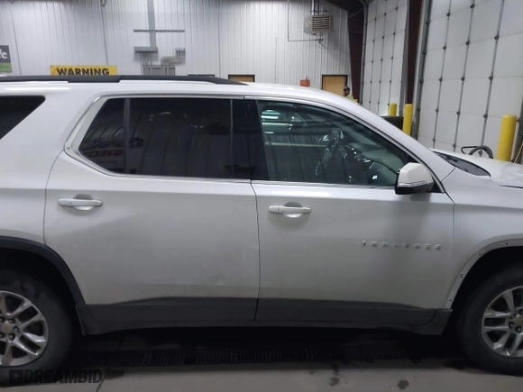 2020 Chevrolet Traverse LT Cloth with VIN 1GNEVGKW8LJ230702, listed as a IAAI auction lot 41137563 with 70,222 mi miles. Bid and sale history available at carsss.com. Image 13.