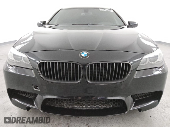 2013 BMW M5 with VIN WBSFV9C53DD096060, listed as a Copart auction lot 49504355 with 116,389 mi miles and Clean Title. Bid and sale history available at carsss.com. Image 5.