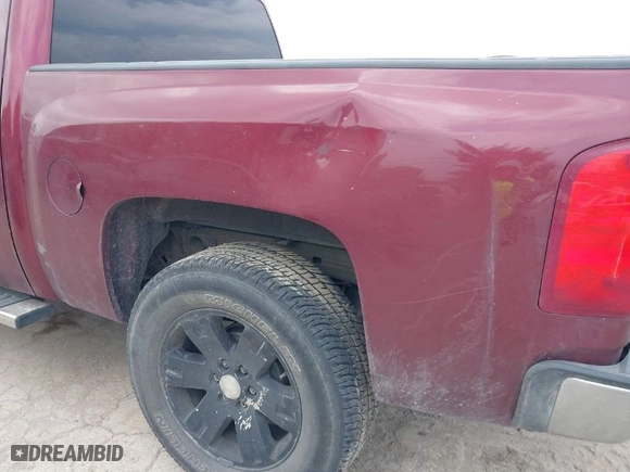 2008 Chevrolet Silverado 1500 LTZ with VIN 3GCEC13J98G219926, listed as a IAAI auction lot 41902818 with 195,654 mi miles. Bid and sale history available at carsss.com. Image 6.