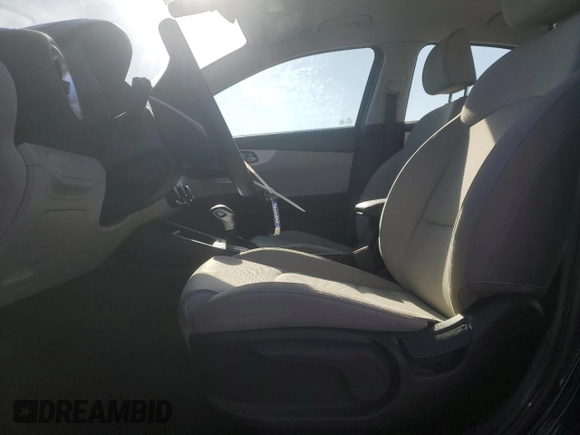 2022 Kia Forte LXS with VIN 3KPF24AD8NE467422, listed as a Copart auction lot 52419215 with 45,054 mi miles and Salvage Title. Bid and sale history available at DreamBid. Image 7.