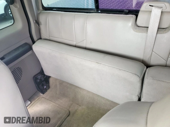 2008 Ford Super Duty F-250 SRW XL with VIN 1FTSX21R78EB13214, listed as a Copart auction lot 52151435 with 0 mi miles and Salvage Title. Bid and sale history available at carsss.com. Image 10.