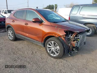 2020 Buick Encore GX Select z VIN KL4MMDS21LB128634, wystawiony jako IAAI lot #41526968 z przebiegiem 34 983 mil mil oraz . Historia ofert i sprzedaży dostępna na DreamBid. Obrazek 1.
