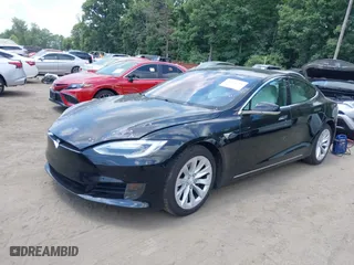 2017 Tesla Model S 100D with VIN 5YJSA1E24HF190808, listed as a IAAI auction lot 39560088 with 61,348 mi miles. Bid and sale history available at carsss.com. Image 17.