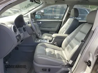 2006 Ford Freestyle SEL z VIN 1FMDK05136GA46155, wystawiony jako Copart lot #57254025 z przebiegiem Nie podano mil oraz Szkoda całkowita • Salvage title. Historia ofert i sprzedaży dostępna na DreamBid. Obrazek 7.