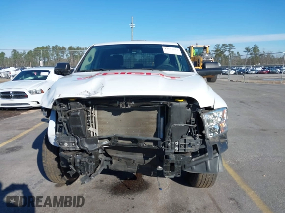 2023 Ram 1500 Tradesman z VIN 1C6RR6FG0PS522900, wystawiony jako IAAI lot #41573571 z przebiegiem 45 128 mil mil oraz . Historia ofert i sprzedaży dostępna na DreamBid. Obrazek 12.