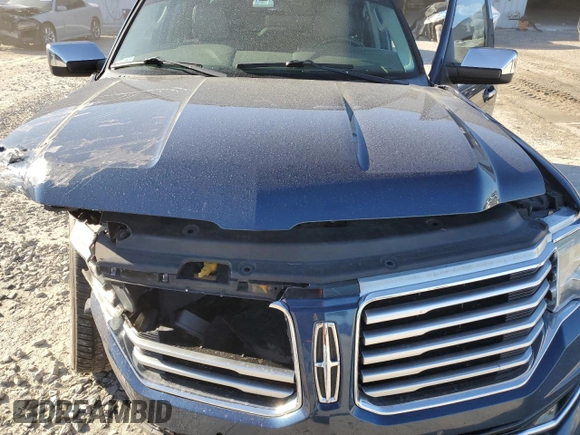 2015 Lincoln Navigator z VIN 5LMJJ2HT6FEJ02578, wystawiony jako Copart lot #48020895 z przebiegiem 157 597 mil mil oraz Szkoda całkowita • Salvage title. Historia ofert i sprzedaży dostępna na DreamBid. Obrazek 13.