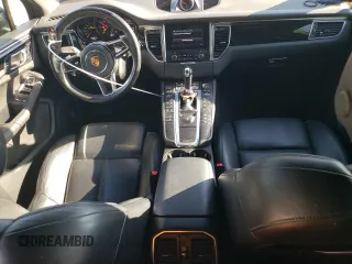 2018 Porsche Macan with VIN WP1AA2A57JLB02210, listed as a Copart auction lot 58010705 with 54,497 mi miles and Salvage title. Bid and sale history available at DreamBid. Image 8.