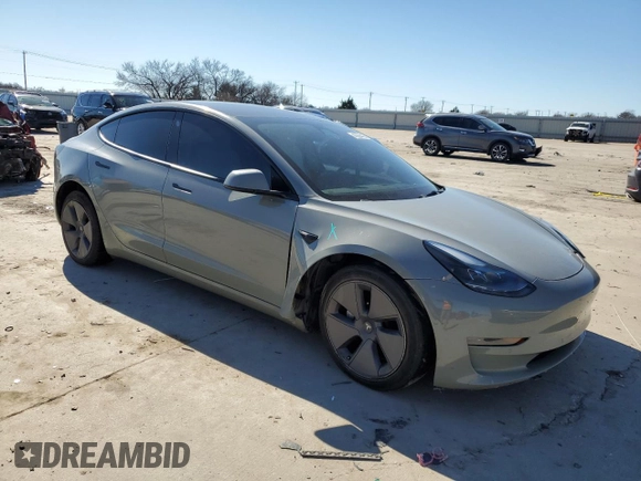 2022 Tesla Model 3 z VIN 5YJ3E1EA5NF124425, wystawiony jako Copart lot #43804405 z przebiegiem 57 412 mil mil oraz Szkoda całkowita • Salvage title. Historia ofert i sprzedaży dostępna na DreamBid. Obrazek 4.