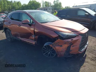 2025 Lexus NX 350h Luxury z VIN 2T2HKCEZ6SC041792, wystawiony jako IAAI lot #42568589 z przebiegiem 13 469 mil mil oraz . Historia ofert i sprzedaży dostępna na DreamBid. Obrazek 1.