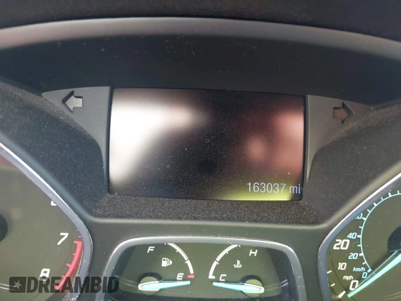 2013 Ford Escape Titanium with VIN 1FMCU0J94DUB58785, listed as a IAAI auction lot 42631897 with 163,037 mi miles and . Bid and sale history available at DreamBid. Image 7.