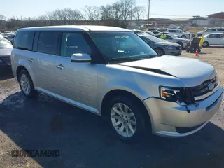 2011 Ford Flex SEL with VIN 2FMGK5CC5BBD28698, listed as a IAAI auction lot 41774174 with 306,974 mi miles. Bid and sale history available at carsss.com. Image 1.