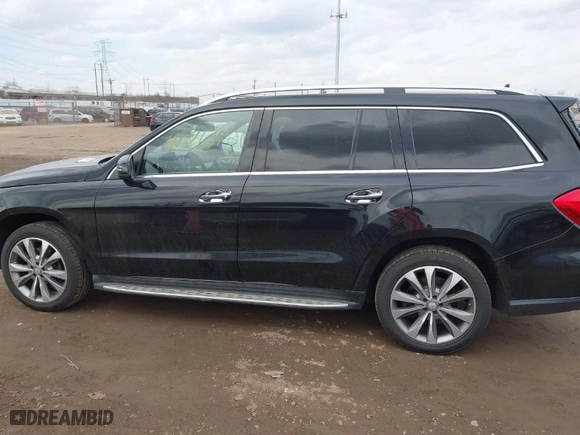 2014 Mercedes-Benz GL-Class GL 450 with VIN 4JGDF7CE4EA361695, listed as a IAAI auction lot 41810420 with 123,801 mi miles. Bid and sale history available at carsss.com. Image 14.