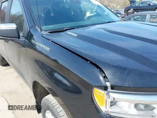 2025 Chevrolet Silverado 1500 with VIN 3GCPKKEK7SG101078, listed as a IAAI auction lot 42076501 with 2,089 mi miles and . Bid and sale history available at DreamBid. Image 18.