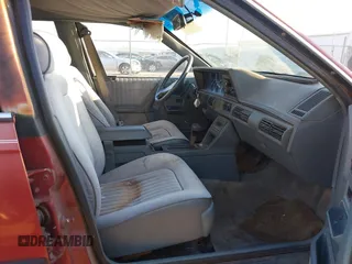1990 Oldsmobile Cutlass Ciera with VIN 2G3AM54N7L2303078, listed as a IAAI auction lot 41882943 with 190,496 mi miles and . Bid and sale history available at DreamBid. Image 5.