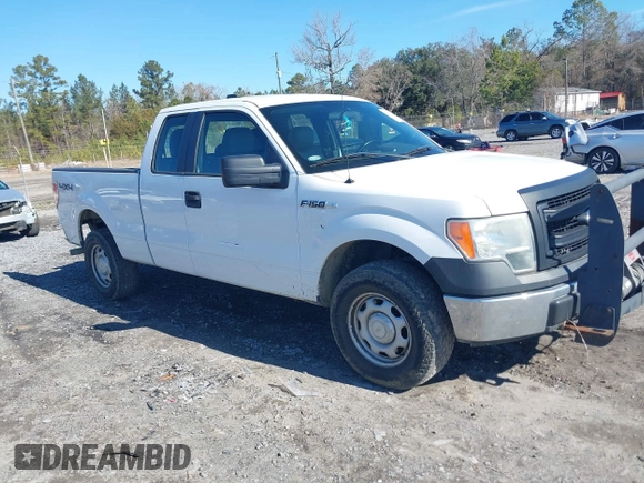 2014 Ford F-150 XL z VIN 1FTFX1EF0EKG09030, wystawiony jako IAAI lot #41453528 z przebiegiem 209 664 mil mil oraz . Historia ofert i sprzedaży dostępna na DreamBid. Obrazek 1.