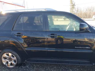 2004 Toyota 4Runner SR5 with VIN JTEBU14R440050428, listed as a IAAI auction lot 41543436 with 270,631 mi miles and . Bid and sale history available at DreamBid. Image 14.