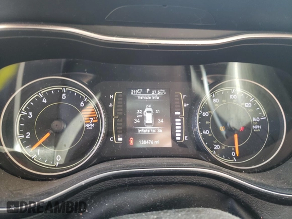 2020 Jeep Cherokee Latitude with VIN 1C4PJLCB5LD586413, listed as a Copart auction lot 45717675 with 138,476 mi miles and Salvage title. Bid and sale history available at DreamBid. Image 9.