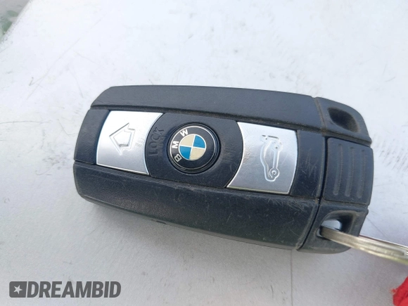 2009 BMW 3 Series 335i с VIN WBAPM77589NL87634, выставлен на аукционе IAAI как лот 42561950 с пробегом Не указан миль и . История ставок и продаж доступна на DreamBid. Изображение 11.